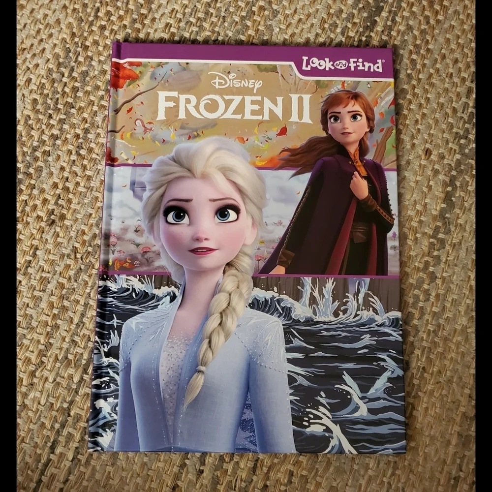 Frozen II Look & Find Book‎